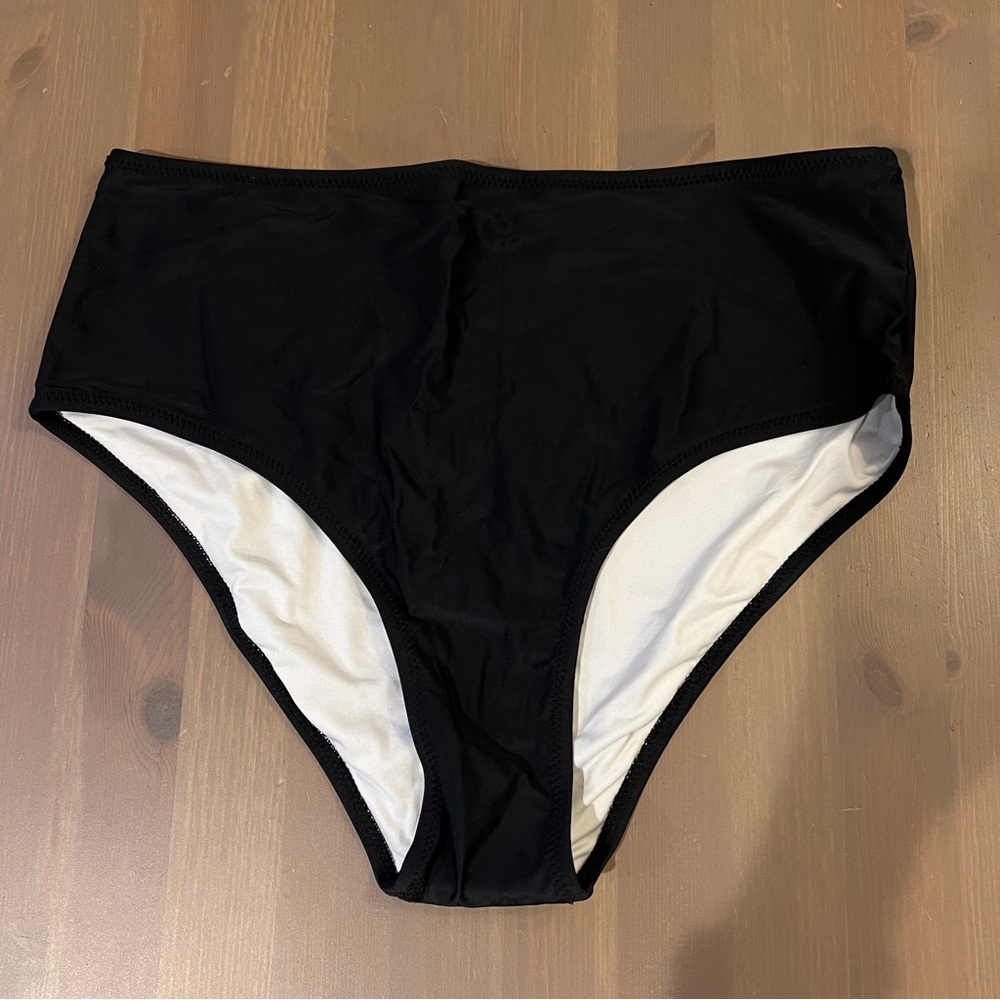 NWOT Beachsissi high rise swim bottoms